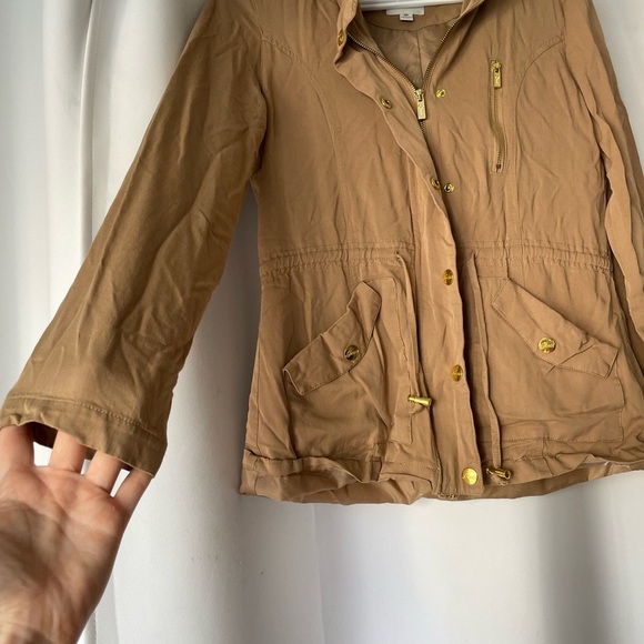 Guess Women's light tan light Utility Jacket size small NWOT - Picture 5 of 8